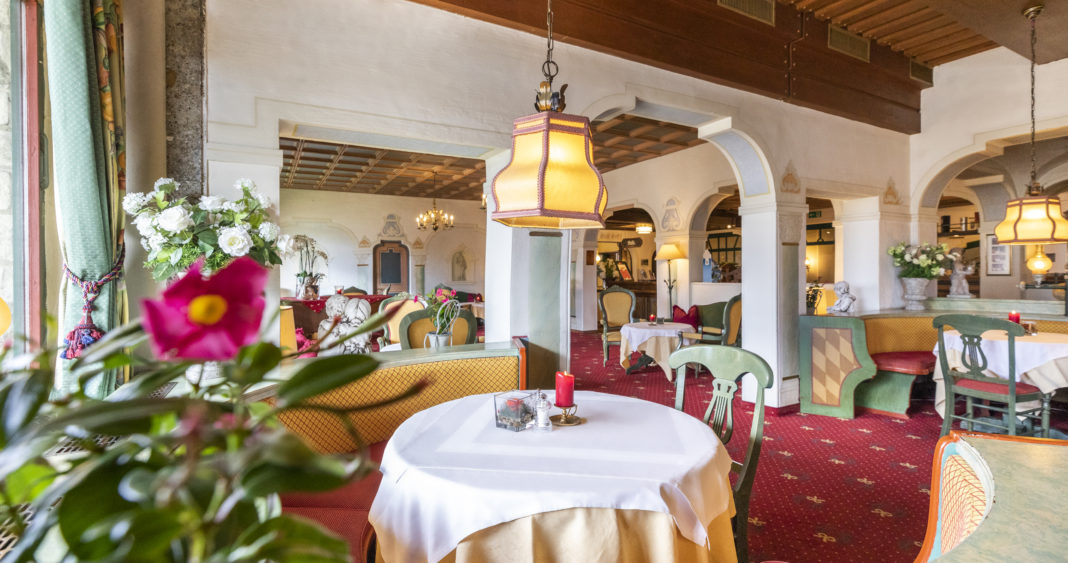 wastlwirt hotellobby 3