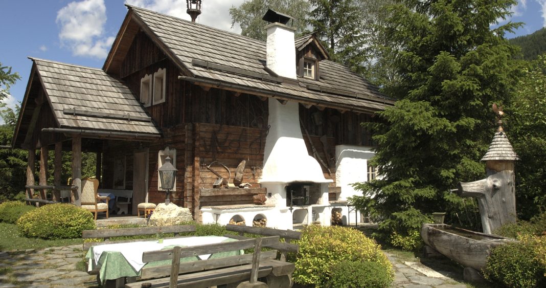 wastlalm aussen sommer urlaub wastlwirt